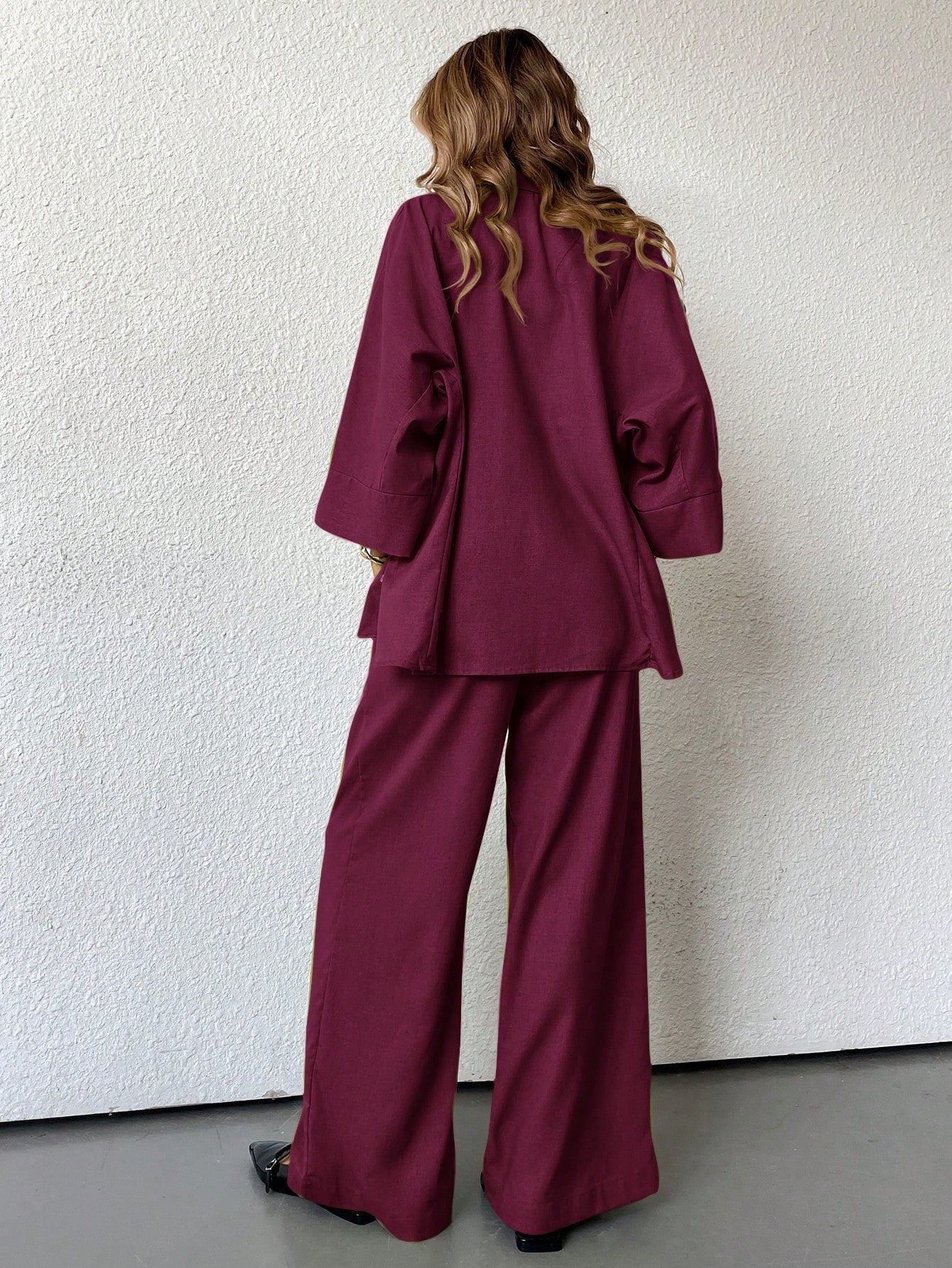Burgundy Two Piece Blouse And Wide Leg Pants Set With Side Slit For Casual Business Wear