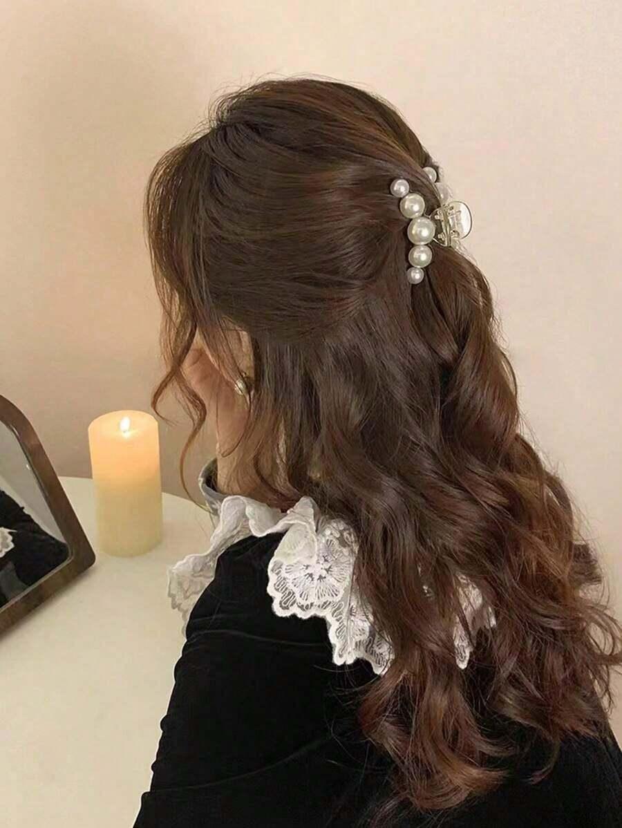Pearl Hair Claw Clip Keeps Side Bangs Secure All Day