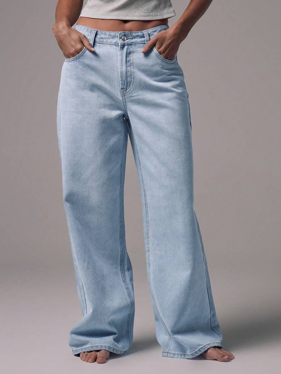 Mid Rise Wide Leg Denim Jeans With Silver Button Detail For Casual Everyday Wear