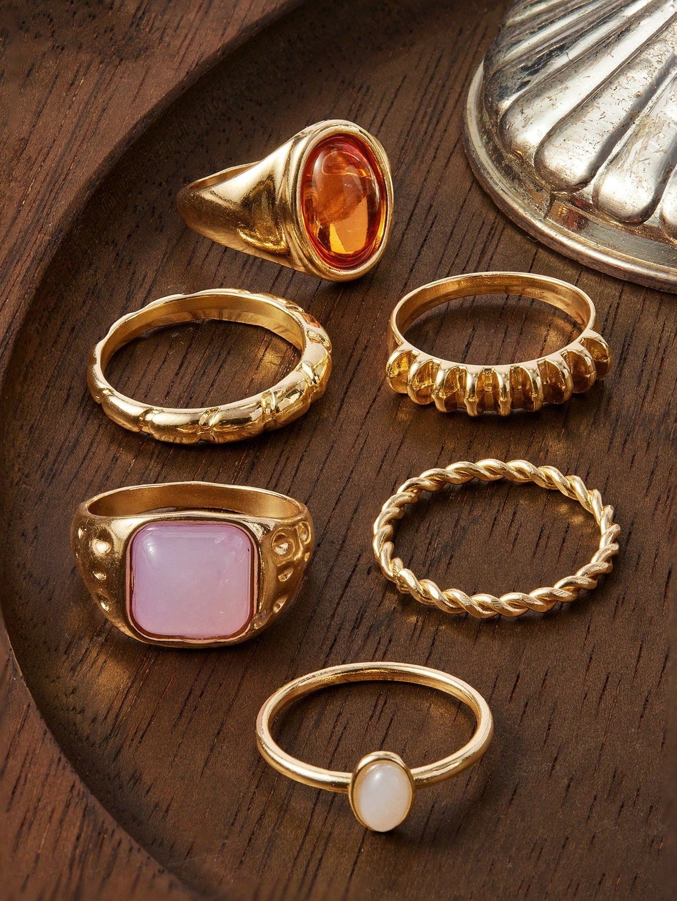 Auric Minimalist Geometric Rings