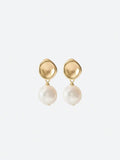 Luster Pearl Studs
