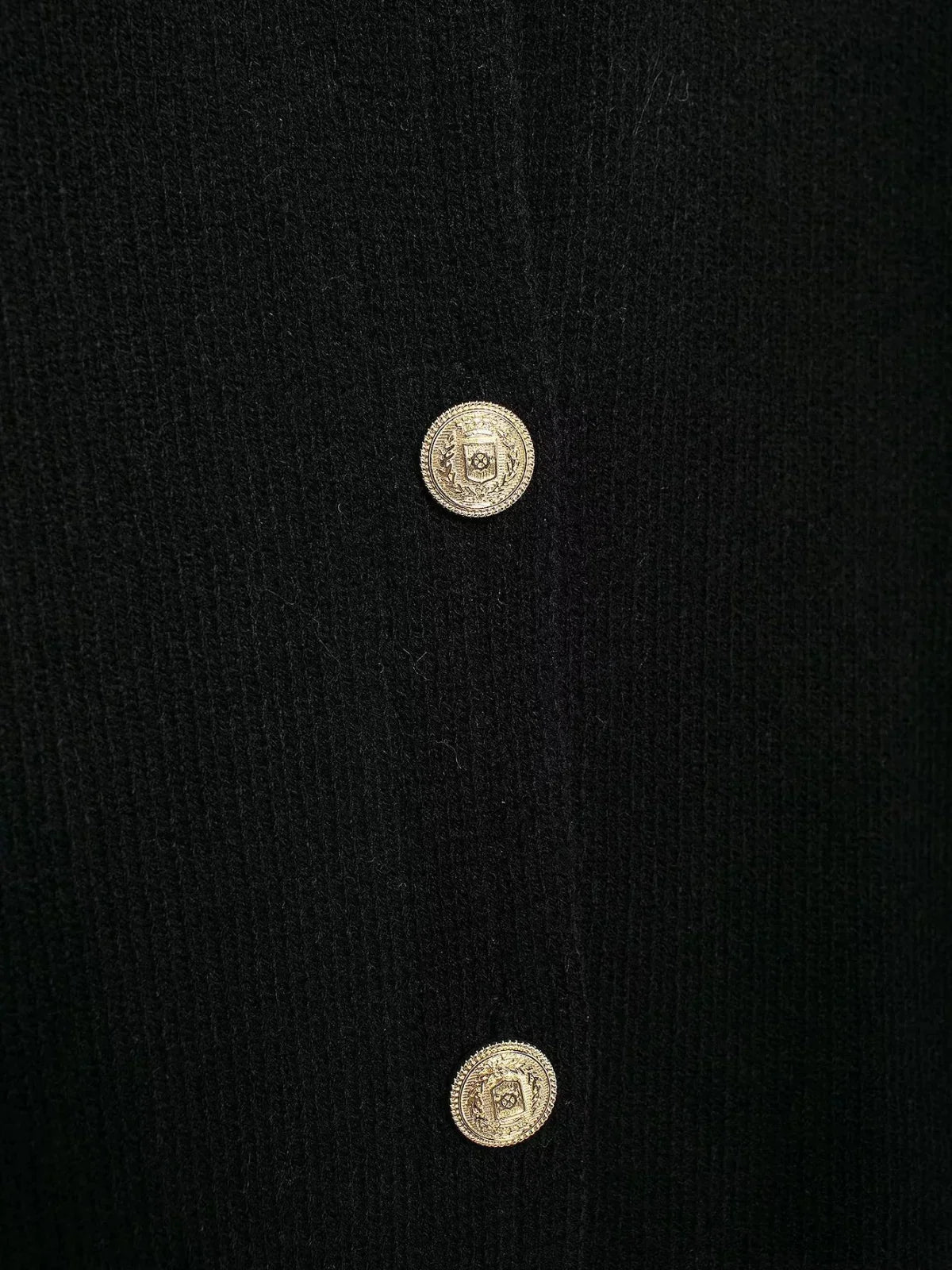 Gold Decorated Row Button Short Knitted Cardigan