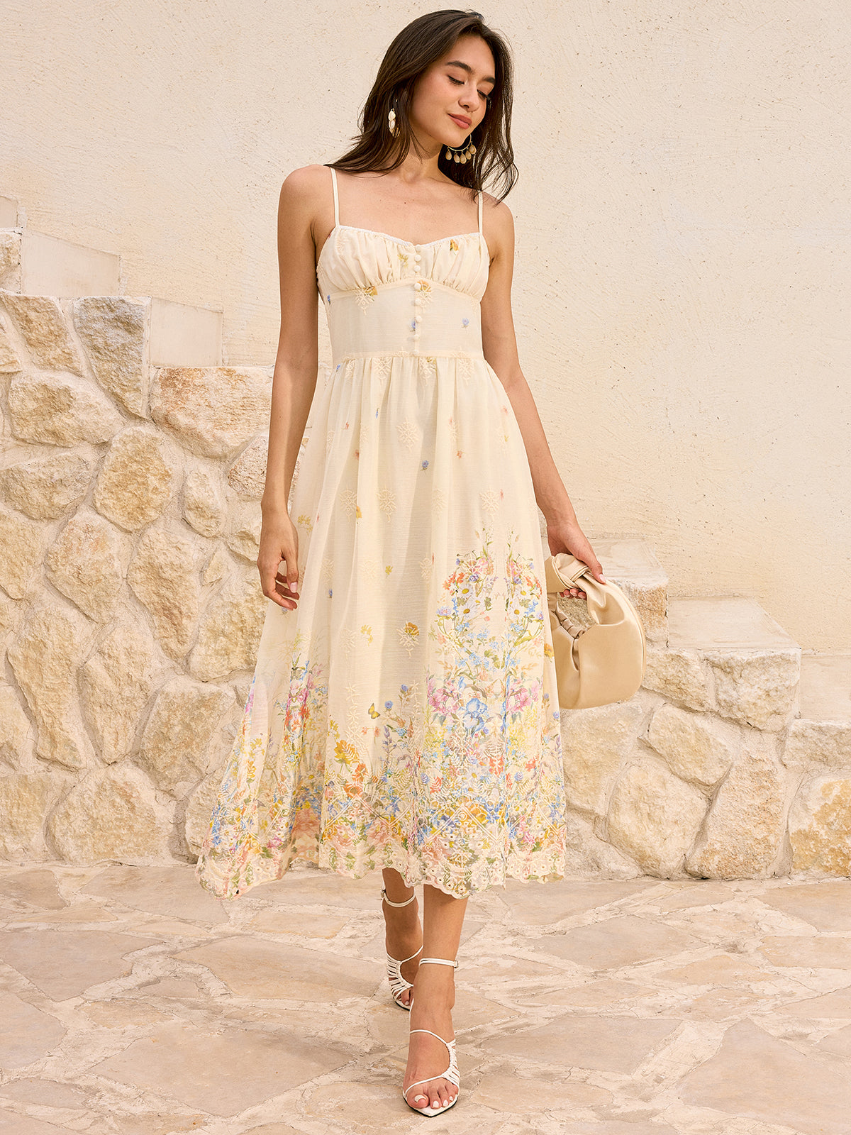 فستان ميدي زهرة مطرز بأزرار