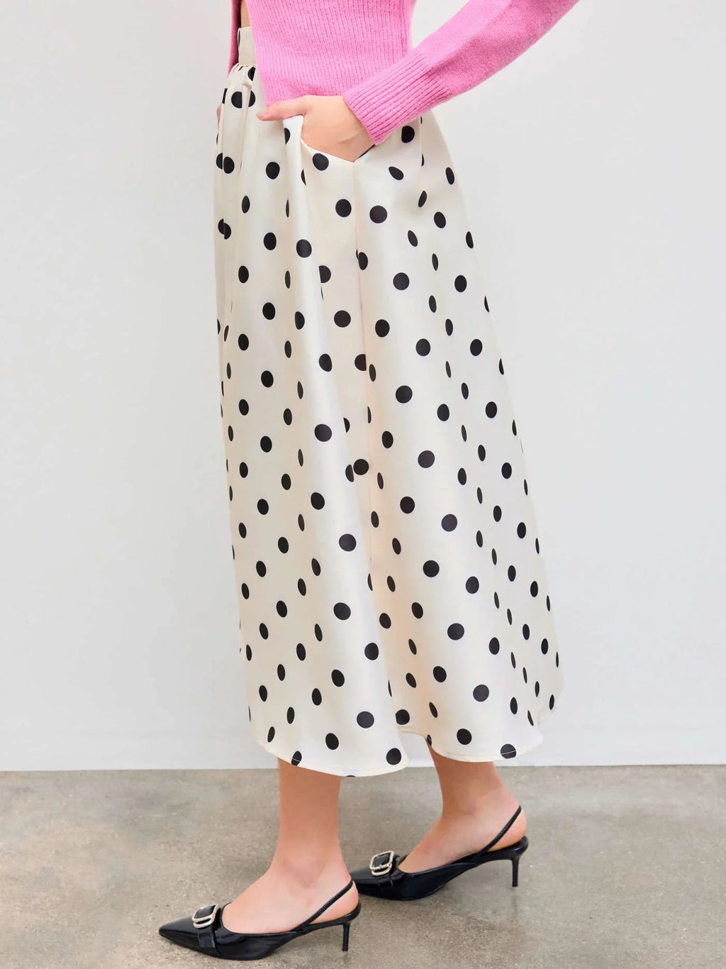 Mid Rise Polka Dot Pocket Ruffle Maxi Skirt