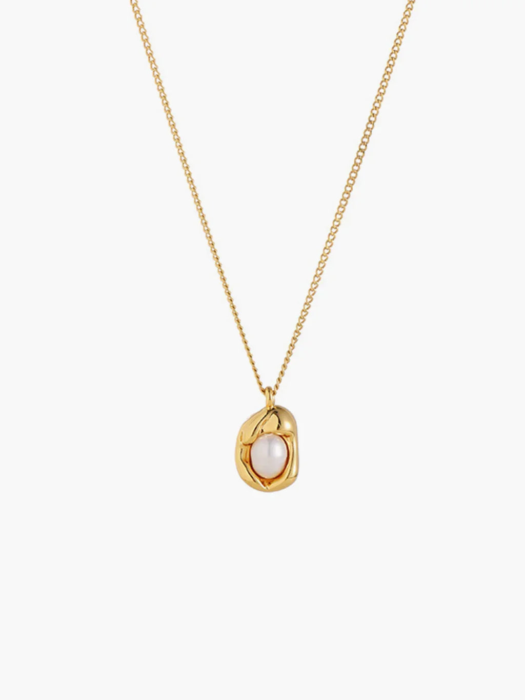Minimal Pearl Drop Necklace