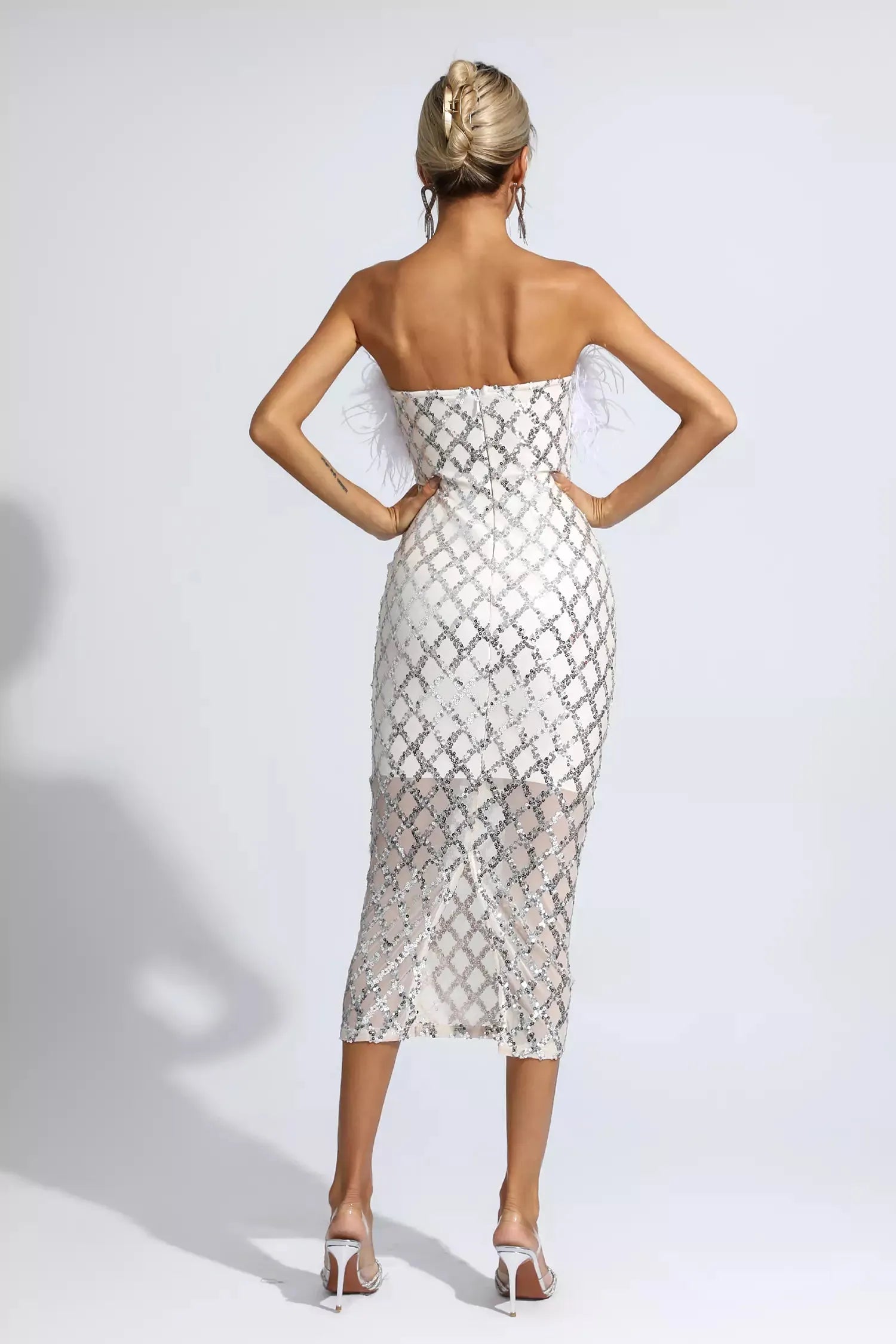فستان ميدي كايليغ أبيض ريش ترتر